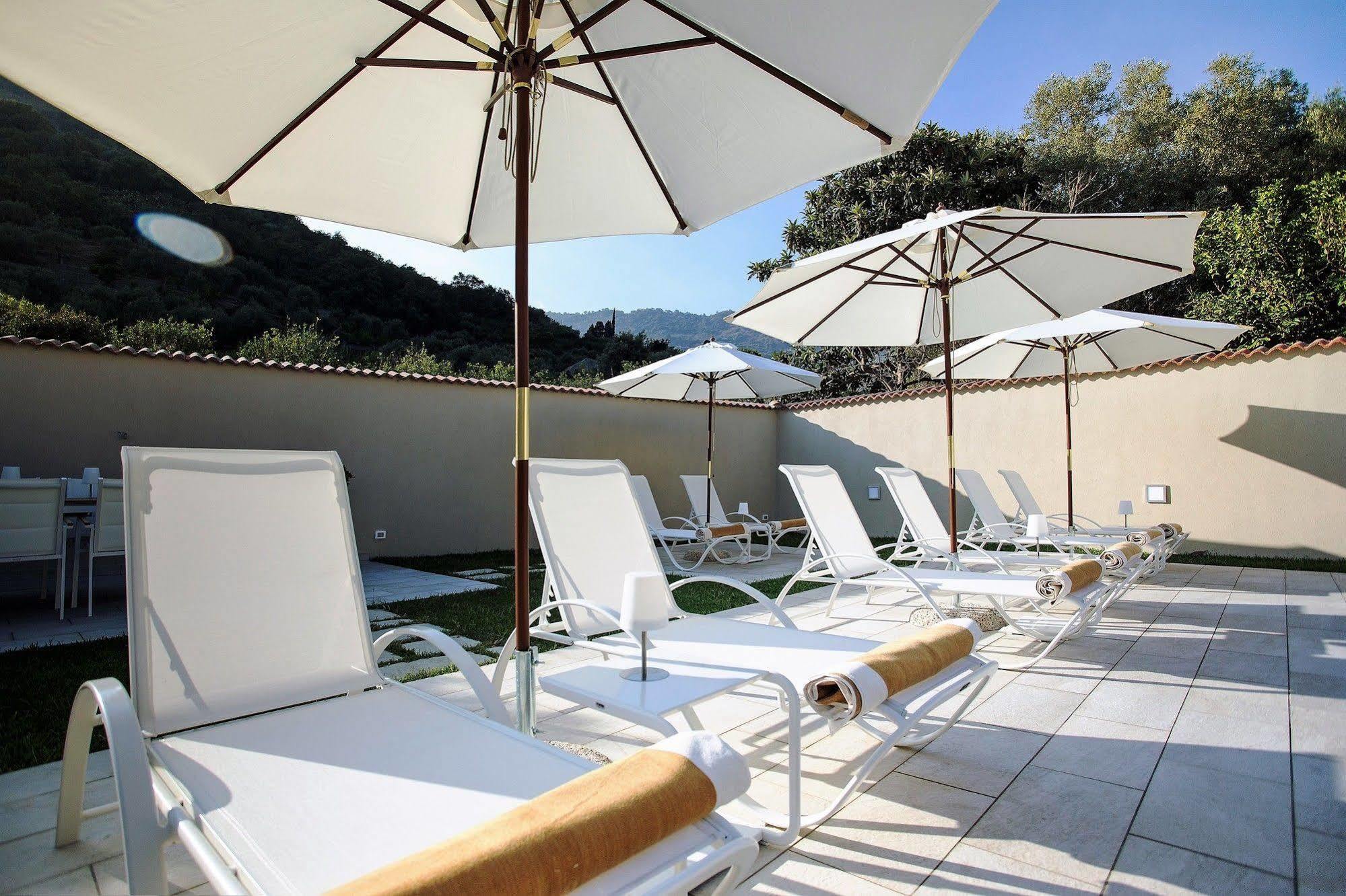 Bed and Breakfast Lemon House Savoca Esterno foto